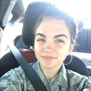 Meet your Posher, Calla